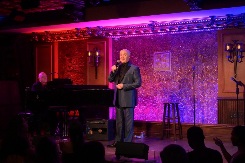 Photos: Robert Driemeyer Debuts BROADWAY BARFLY at 54 Below Image