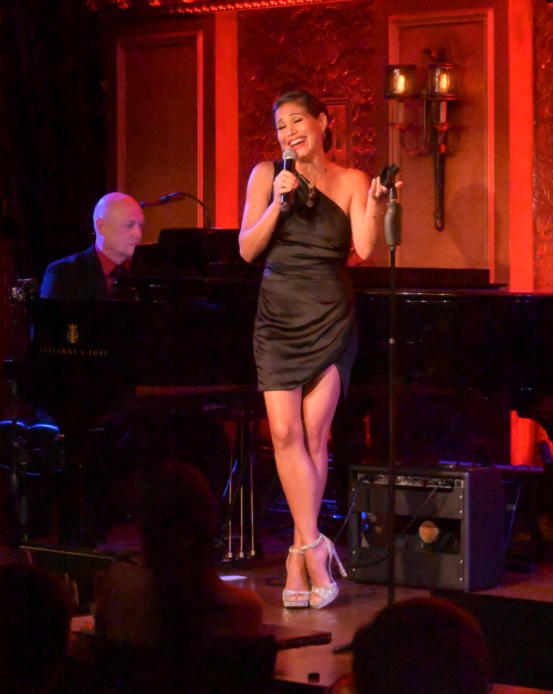 Photos: Robert Driemeyer Debuts BROADWAY BARFLY at 54 Below Image