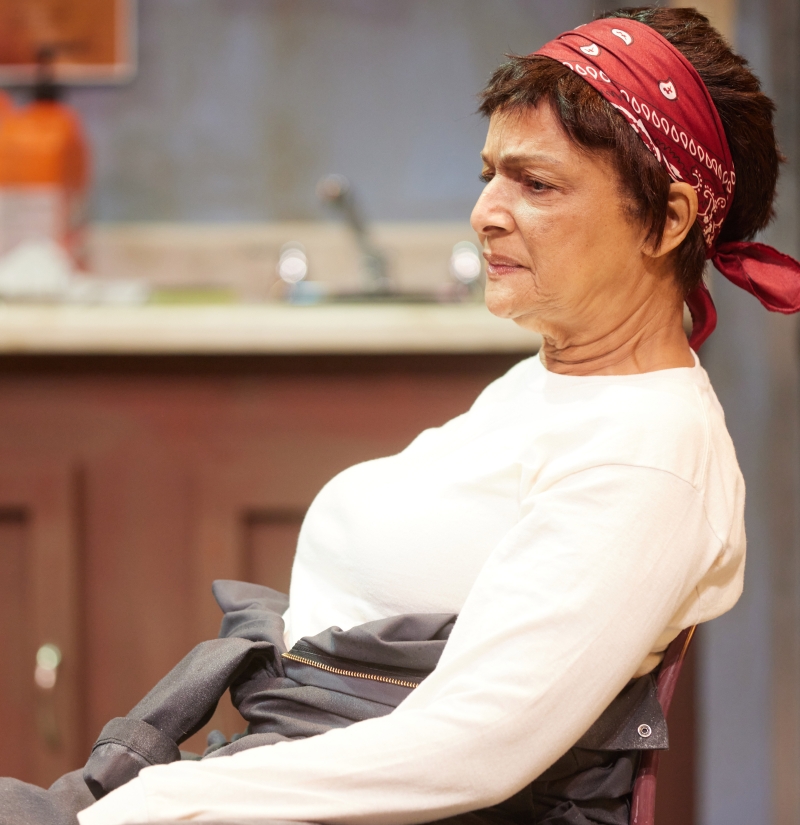 Review: SKELETON CREW at Kansas City Actors Theatre Image