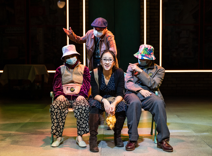 Photos: First Look at KING OF THE YEES at Signature Theatre Image