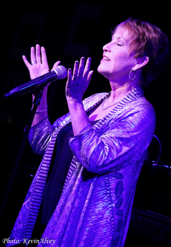 Photos Singer/Songwriter Amanda McBroom Returns To Birdland Jazz