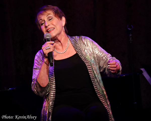 Photos: Singer/Songwriter Amanda McBroom Returns To Birdland Jazz Image
