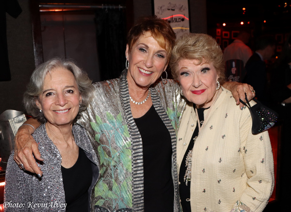 Photos: Singer/Songwriter Amanda McBroom Returns To Birdland Jazz Image