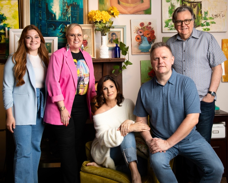 Stephanie J. Block to Release Debut Holiday Album MERRY CHRISTMAS, DARLING Image