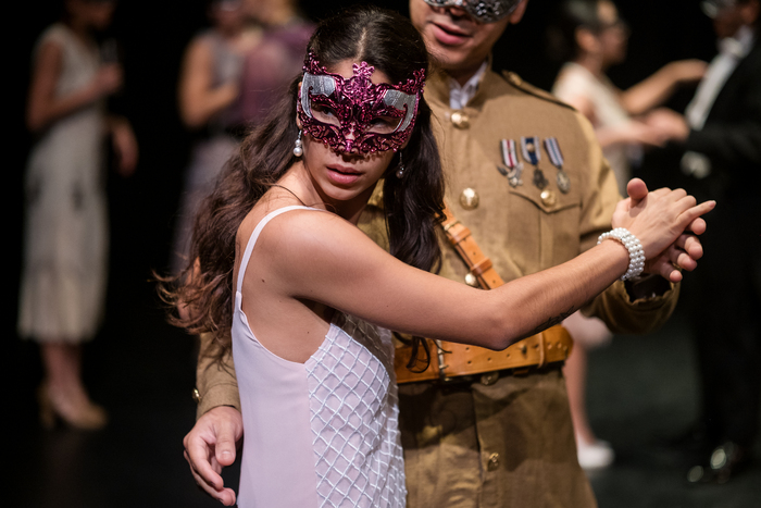 Photos: First Look At The Curtain's ROMEO & JULIET Image
