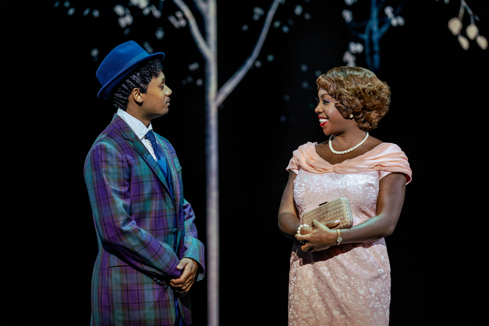 Photos: First Look at Carly Mercedes Dyer and More in THE DRIFTERS GIRL Tour Image