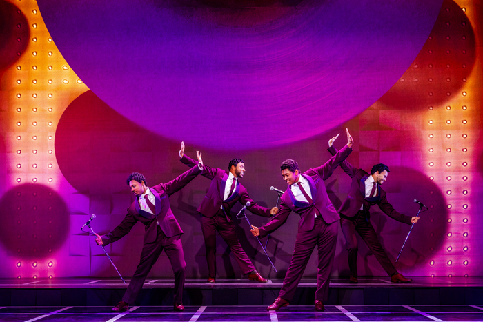 Photos: First Look at Carly Mercedes Dyer and More in THE DRIFTERS GIRL Tour Image