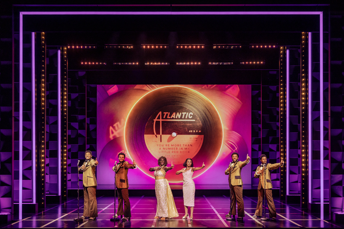 Photos: First Look at Carly Mercedes Dyer and More in THE DRIFTERS GIRL Tour Image