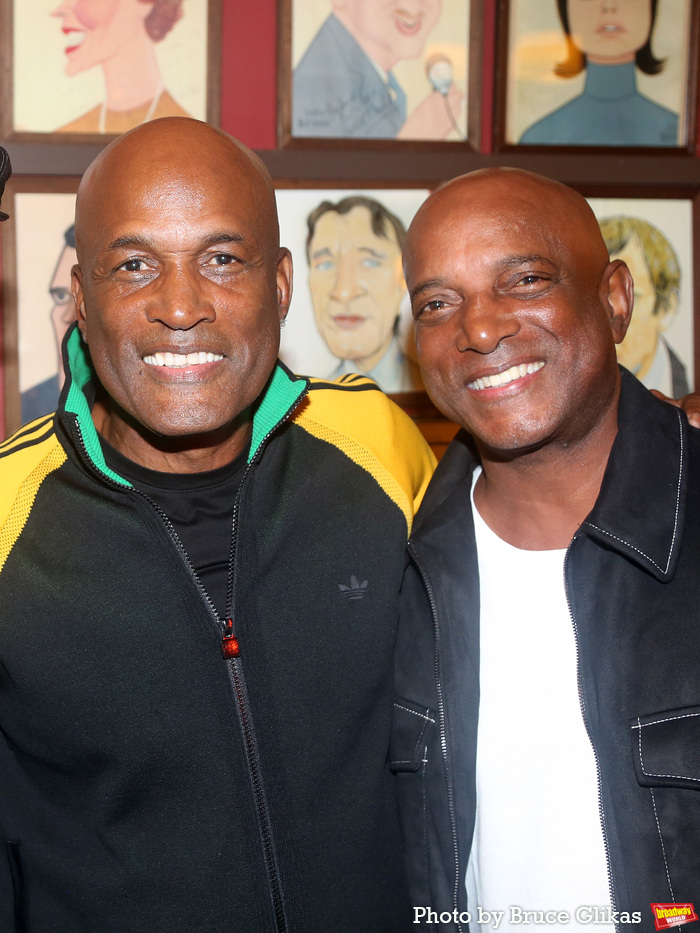 Photos: Director Kenny Leon Gets His Sardi's Portrait Image