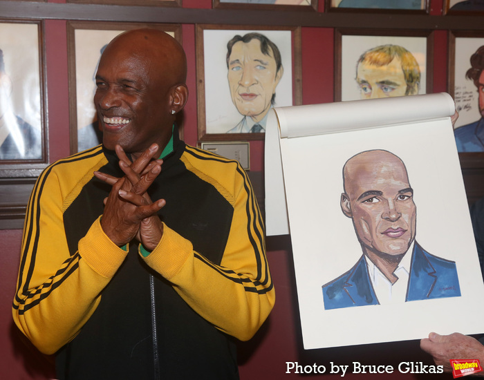 Photos: Director Kenny Leon Gets His Sardi's Portrait Image
