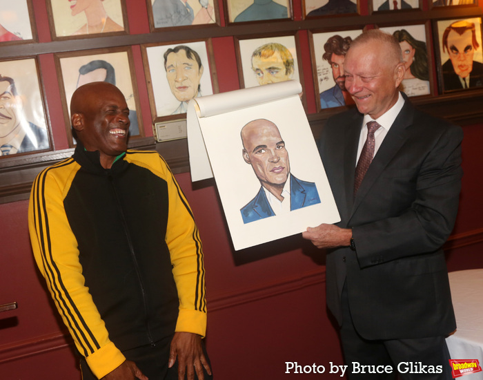 Photos: Director Kenny Leon Gets His Sardi's Portrait Image