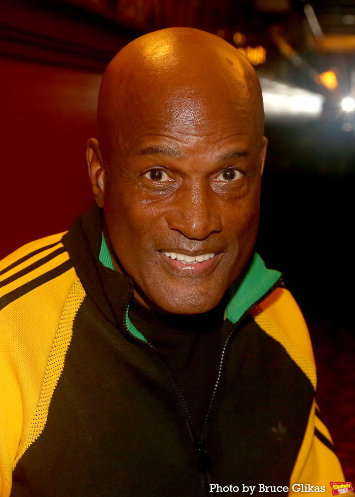 Photos: Director Kenny Leon Gets His Sardi's Portrait Image