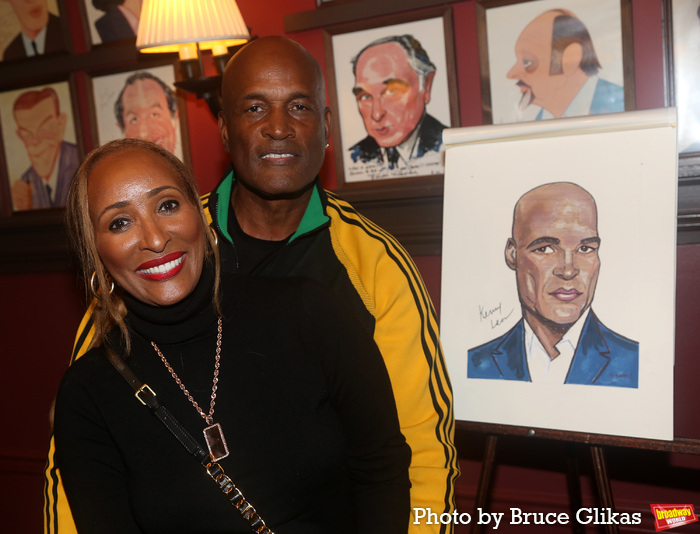 Photos: Director Kenny Leon Gets His Sardi's Portrait Image
