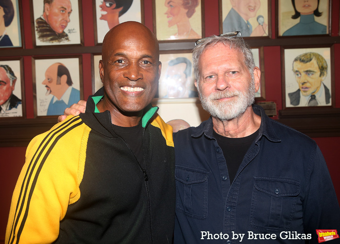 Photos: Director Kenny Leon Gets His Sardi's Portrait Image