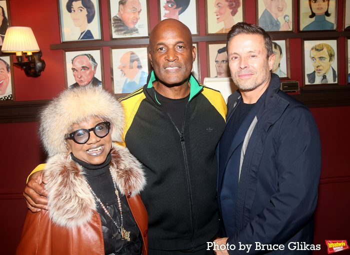 Photos: Director Kenny Leon Gets His Sardi's Portrait Image