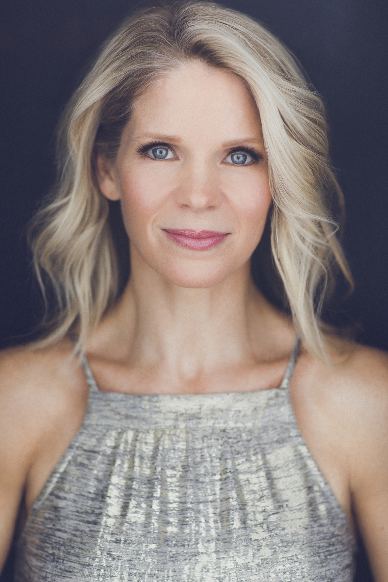 Review: Tony Winner Kelli O'Hara Performs Exquisite Concert at Irvine Barclay Image