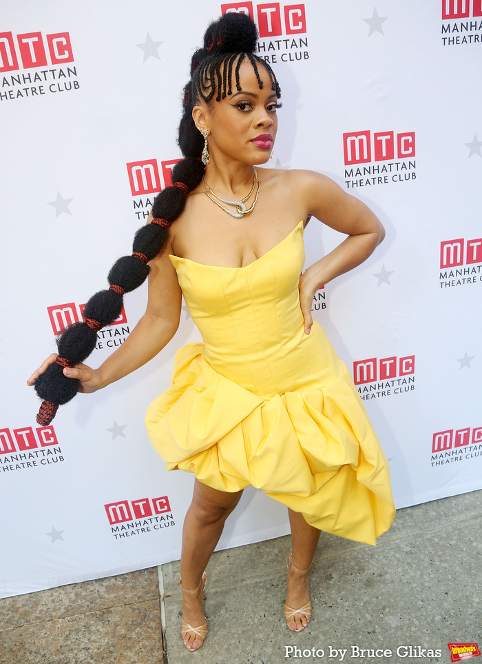 Photos: JAJA'S AFRICAN HAIR BRAIDING Cast Walks the Red Carpet on Opening Night Image