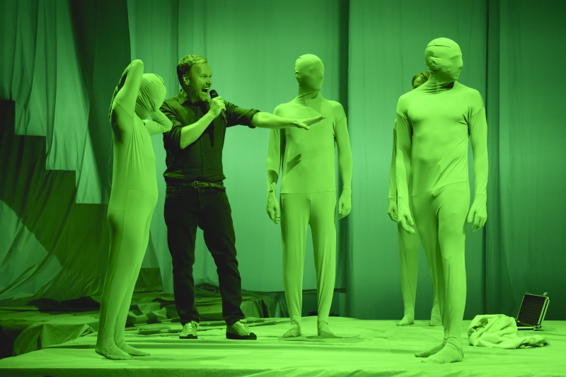 Review: SHOOTING HEDDA GABLER, Rose Theatre Image