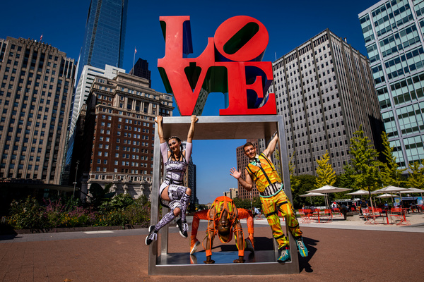 Photos: Cirque Du Soleil BAZZAR Artists Visit Philadelphia Museum Of Art And LOVE Park Image