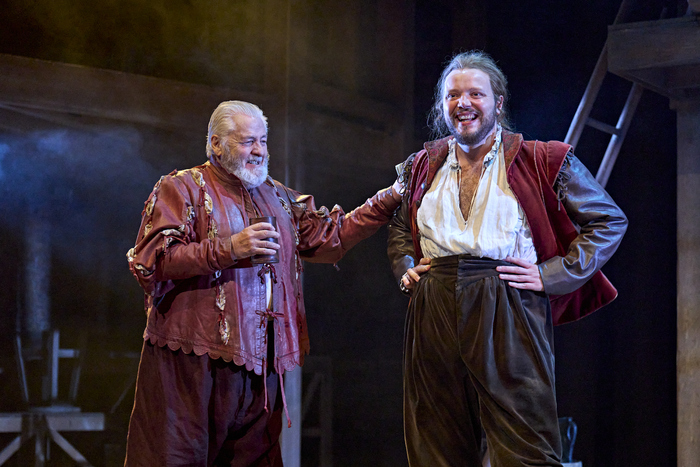 Photos: First Look at the West End Transfer of HAMNET Image