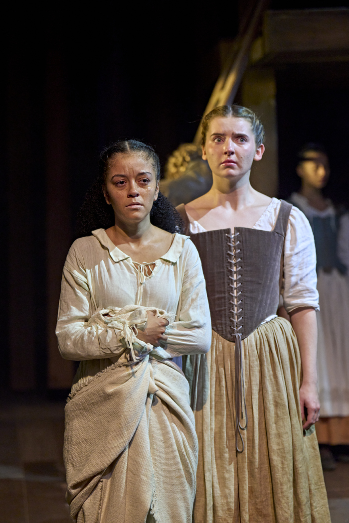Photos: First Look at the West End Transfer of HAMNET Image