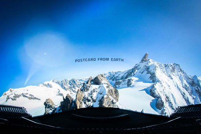 Photos: First Look at Darren Aronofsky's POSTCARDS FROM EARTH at Sphere Image