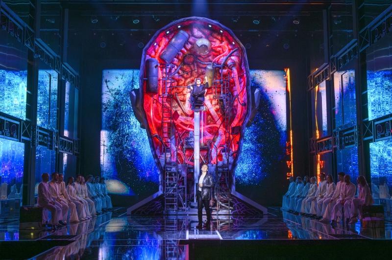 Review: ROCK ME AMADEUS THE FALCO MUSICAL at RONACHER THEATER Image