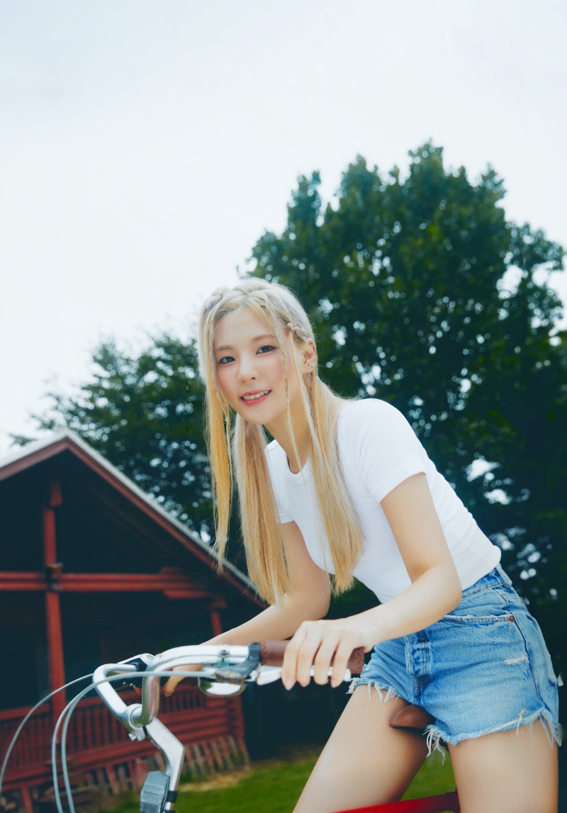 Interview: cignature Gives us a Taste of the Summer With Their Latest EP and Speaks About Their Growth as a Group! Image