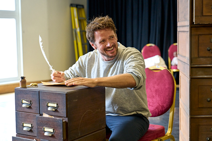 Photos: First Look Inside Rehearsal For Mark Gatiss' A CHRISTMAS CAROL Image