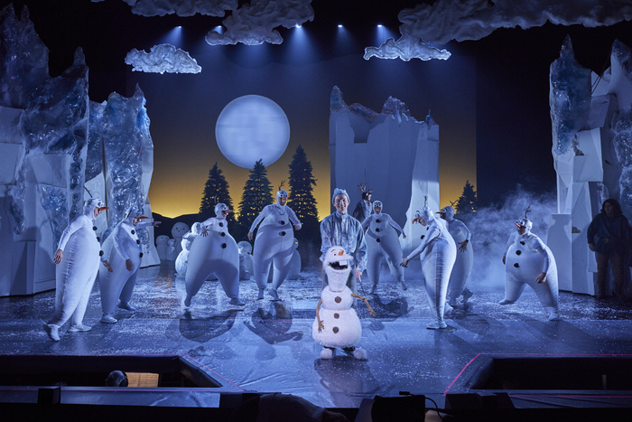 Photos: Get a First Look at Non-Replica FROZEN at Norway's Det Norske Teatret 
