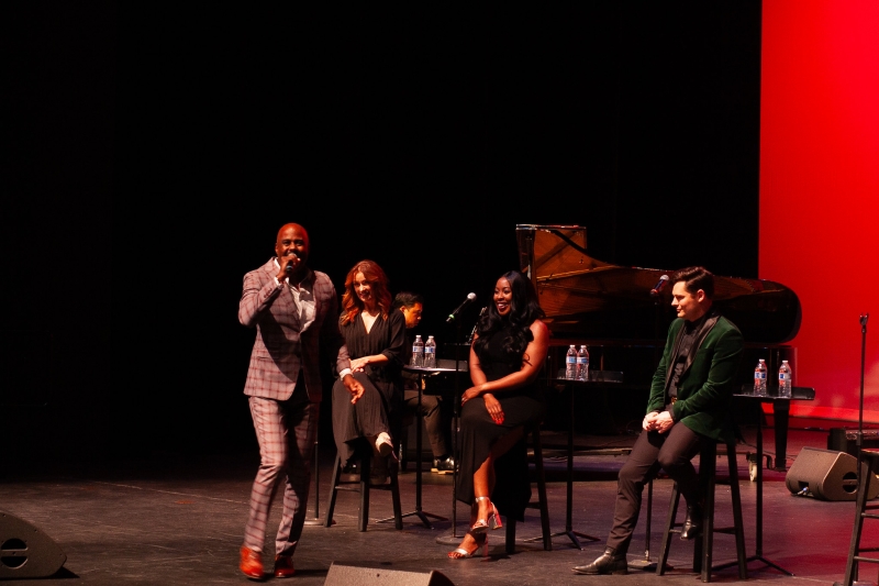 Review: ON BROADWAY at Smothers Theatre Image