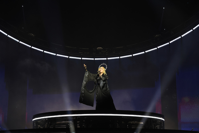 Photos: Madonna Kicks Off THE CELEBRATION TOUR in London Image