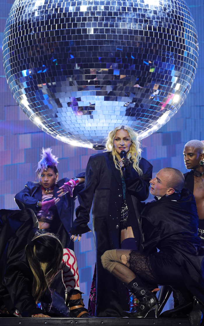 Photos: Madonna Kicks Off THE CELEBRATION TOUR in London Image