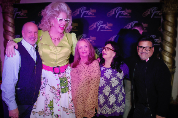 Photos: Doris Dear Returns Home To Staten Island For A Night Of Nostalgia At The St. George Theatre Image