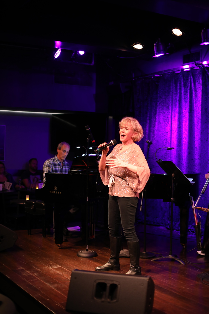Photos: October 10th THE LINEUP WITH SUSIE MOSHER Shines Bright With Starry Talents 