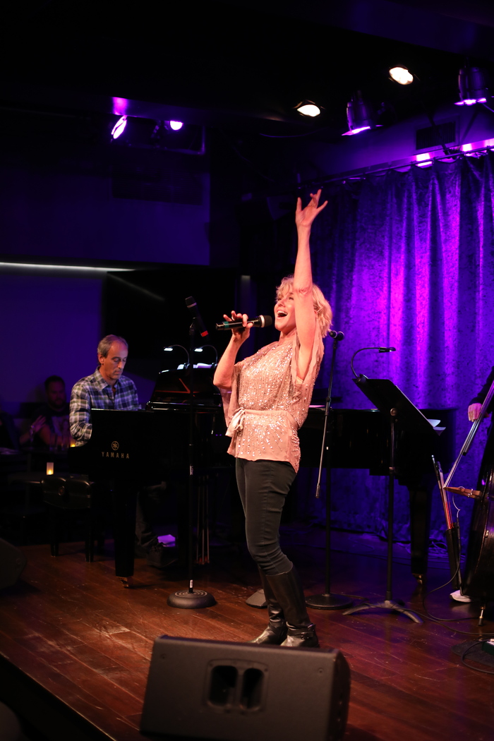 Photos: October 10th THE LINEUP WITH SUSIE MOSHER Shines Bright With Starry Talents Image