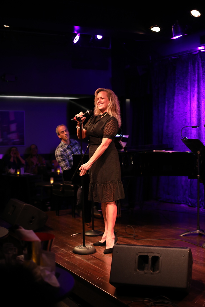 Photos: October 10th THE LINEUP WITH SUSIE MOSHER Shines Bright With Starry Talents Image