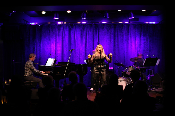 Photos: October 10th THE LINEUP WITH SUSIE MOSHER Shines Bright With Starry Talents Image