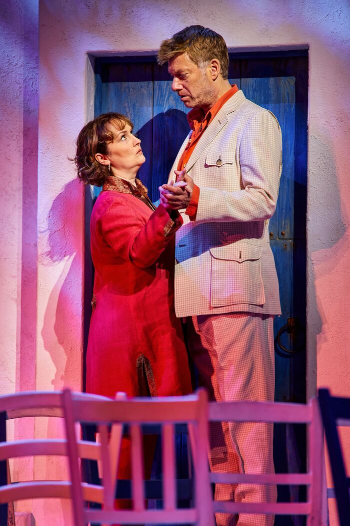 Photos/Video: First Look at the New Cast of MAMMA MIA! in the West End Image