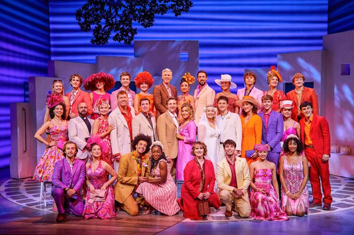 Photos/Video: First Look at the New Cast of MAMMA MIA! in the West End Image