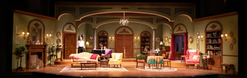 Review: BLITHE SPIRIT at Theatre Memphis Image