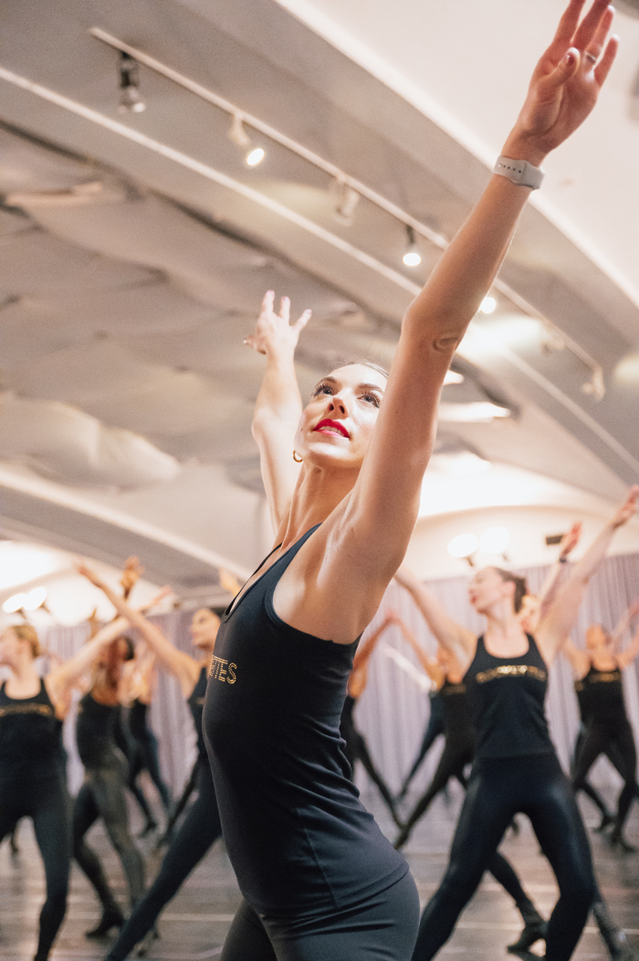 Photos: The Radio City Rockettes Get Ready for the 2023 CHRISTMAS SPECTACULAR 