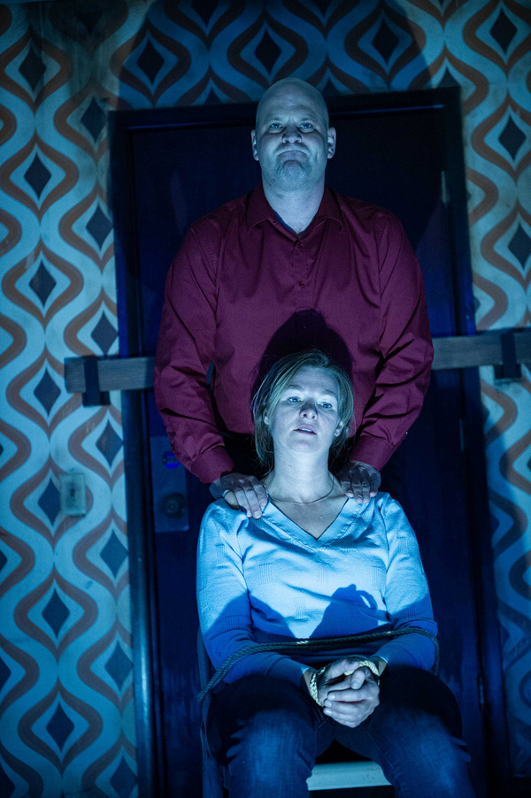 Photos: First Look At Kelsey Landon And More In ON CLOVER ROAD At Santa Fe Playhouse Image