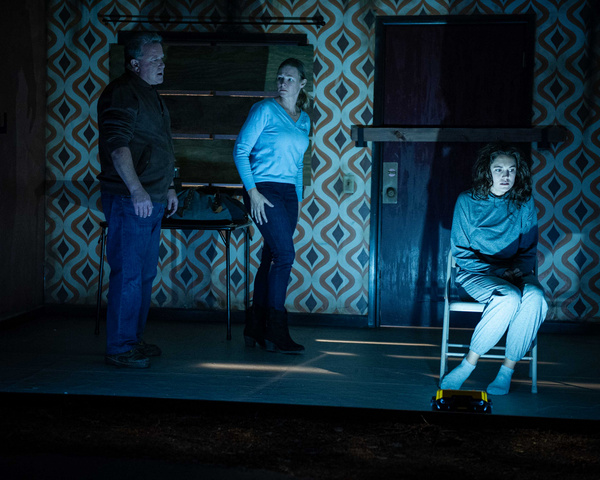 Photos: First Look At Kelsey Landon And More In ON CLOVER ROAD At Santa Fe Playhouse 