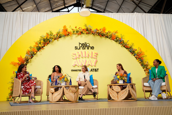 Photos: Witherspoon, Garner, Kaling, Ross, & More Attend Hello Sunshine's Inaugural SHINE AWAY Event Image
