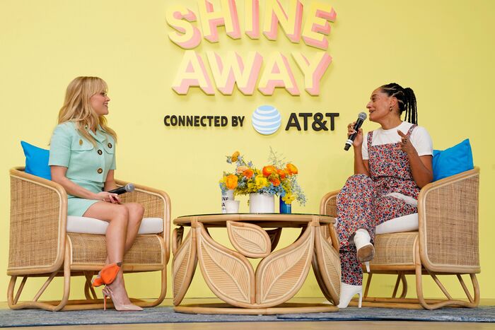 Photos: Witherspoon, Garner, Kaling, Ross, & More Attend Hello Sunshine's Inaugural SHINE AWAY Event Image