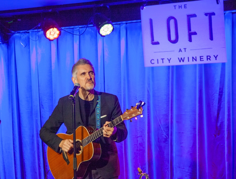 Review: CURTIS STIGERS Plays City Winery NYC 