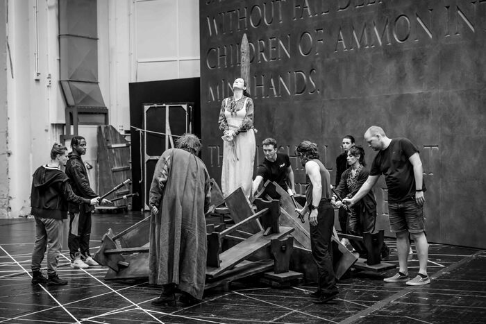 Photos: Inside Rehearsal For Handel's JEPHTHA at the Royal Opera House 