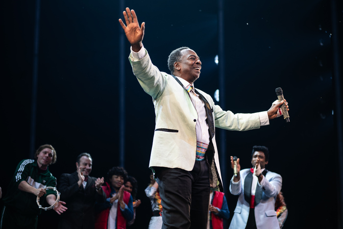 Photos/Video: Original BACK TO THE FUTURE Star Joins Broadway Cast Onstage to Perform 'Earth Angel' Image
