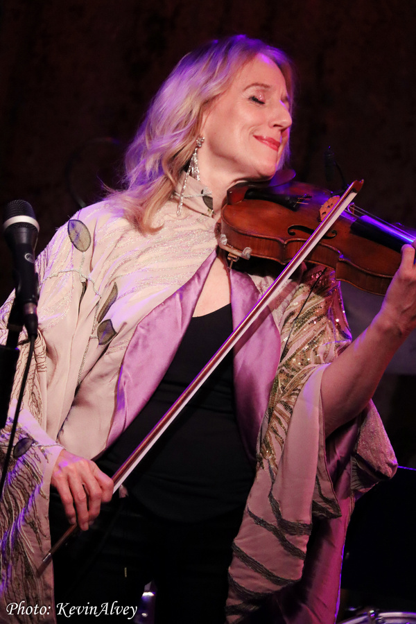Photos: JAMIE DEROY & FRIENDS Returns To the Birdland Stage Image
